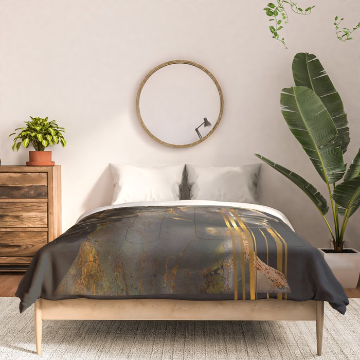Hunter Comforter Gallery Image 3