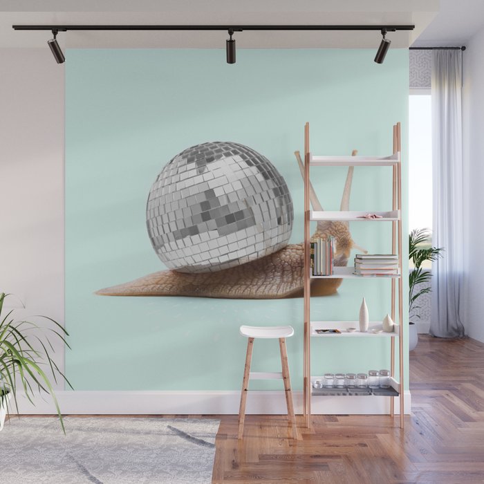 DISCO SNAIL Wall Mural Gallery Image 1