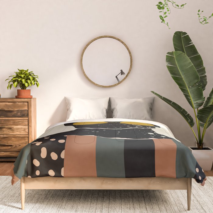 Black Hair No. 7 Comforter Gallery Image 3