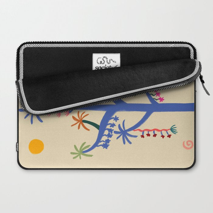 THE MAGIC TREE Laptop Sleeve Gallery Image 2