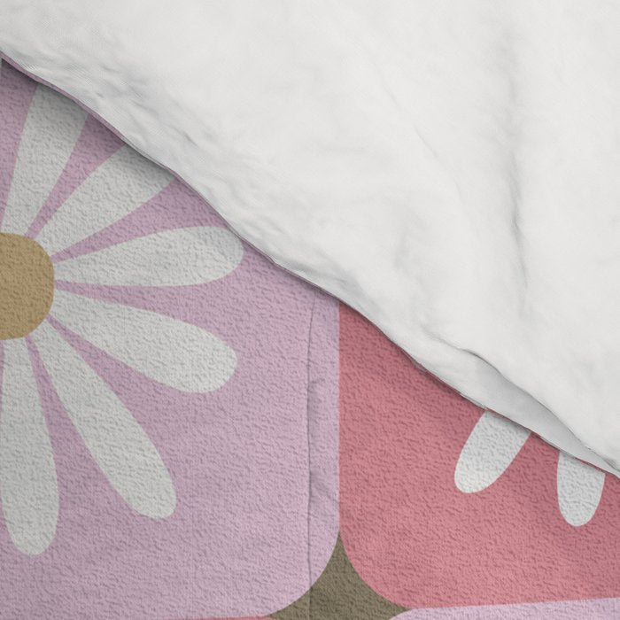Checkered Daisies - Blush & Gold Comforter Gallery Image 4