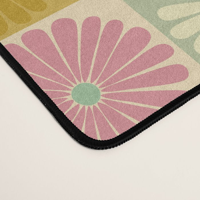 Retro Flowers Check Pattern XVII Desk Mat Gallery Image 4