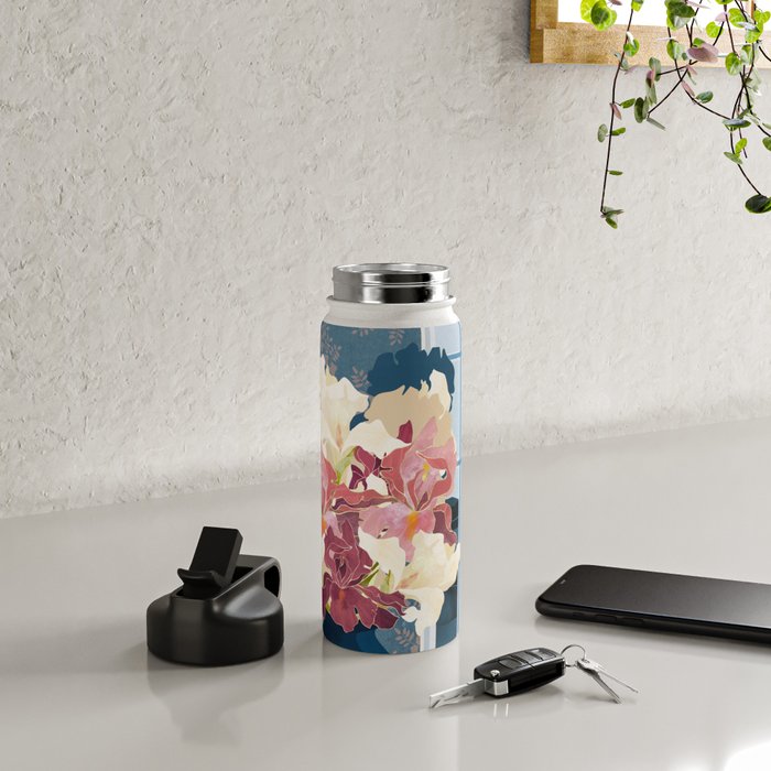 Cottage Iris View Water Bottle Gallery Image 4