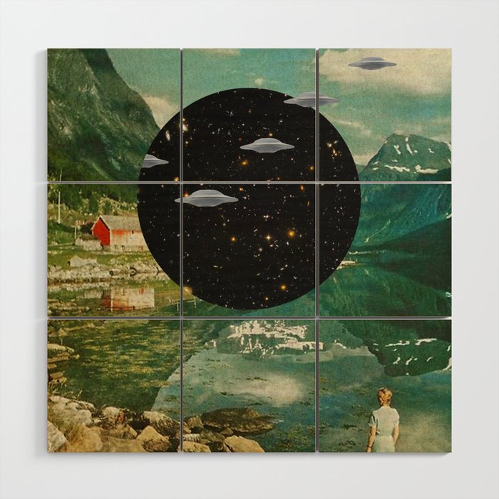 Alien Escapade Wood Wall Art Gallery Image 1