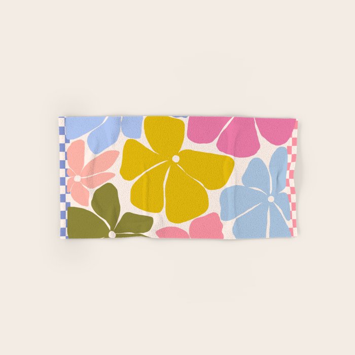 Checkered Carefree Blooms Bath Towel Gallery Image 1
