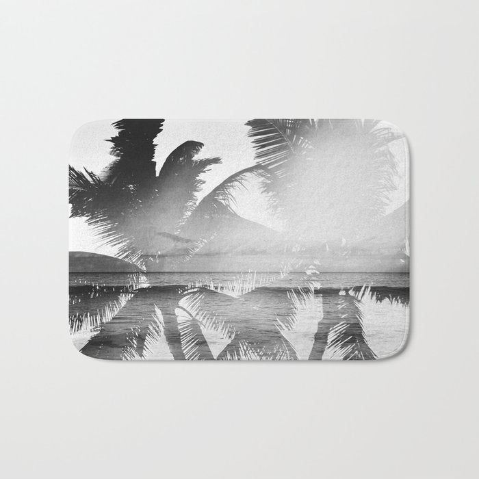 Tropicana seas - bw Bath Mat Gallery Image 1