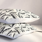 Wildlife Safari Laeves black ´n white Pillow Sham Gallery Image 3