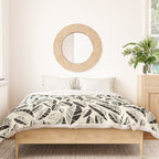 Wildlife Safari Laeves black ´n white Duvet Cover Gallery Image 3