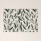 Wildlife Safari Laeves black ´n white Welcome Mat Gallery Image 1