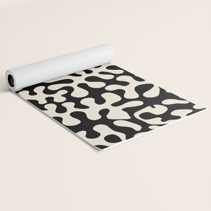 The Coral Yoga Mat Gallery Image 2