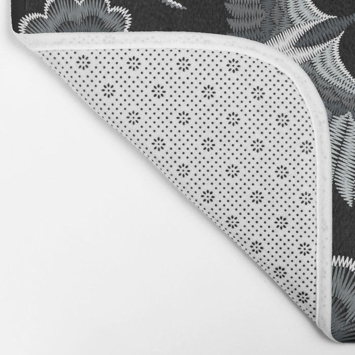 Japanese Ornate Heron Pattern Black & Silver White Bath Mat Gallery Image 2
