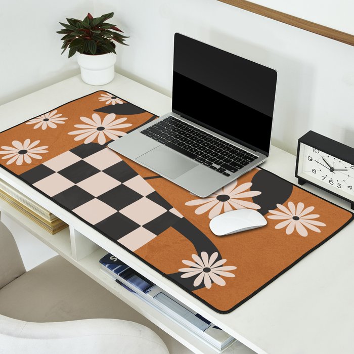 Daisy Daydreams 4 Desk Mat Gallery Image 2