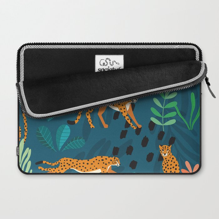 Cheetah pattern 001 Laptop Sleeve Gallery Image 2