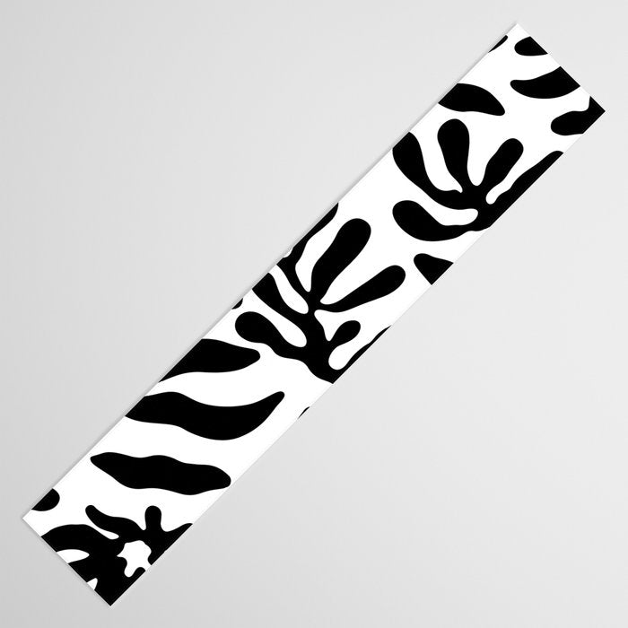 Black and white flower nature pattern Table Runner Gallery Image 3
