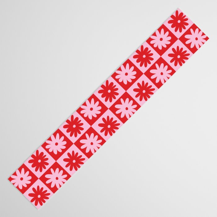 Pink & Red Checkerboard Flower Pattern Table Runner Gallery Image 3