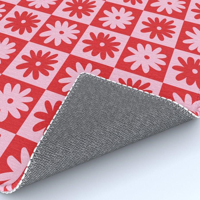 Pink & Red Checkerboard Flower Pattern Rug Gallery Image 4