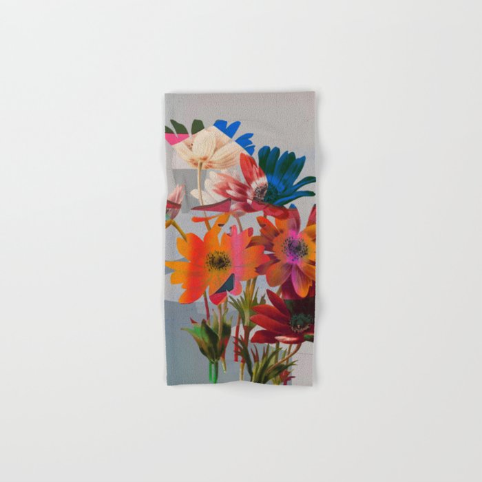 Garden Flowers  Bath Towel Gallery Image 1