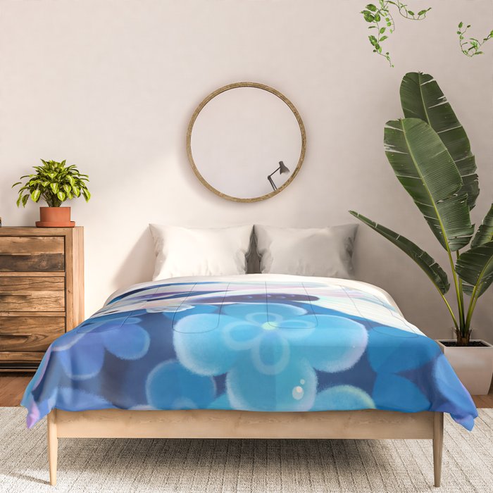 White tuxedo guppy Comforter Gallery Image 3