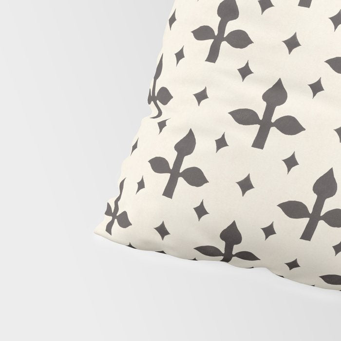 Classic Monochrome Leaf Motif Pillow Sham Gallery Image 4