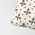 Classic Monochrome Leaf Motif Pillow Sham Gallery Image 4