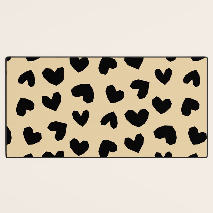 Geometric Hearts pattern black Desk Mat Gallery Image 3