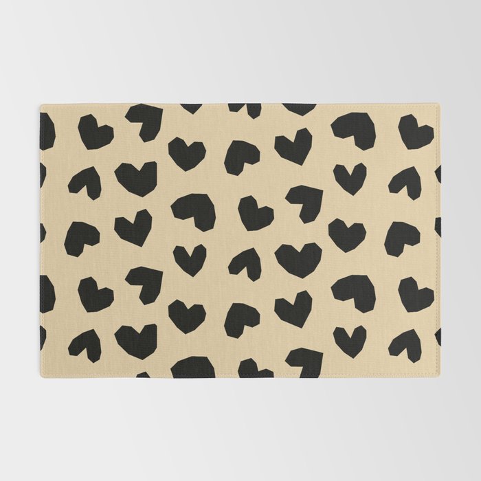 Geometric Hearts pattern black Rug Gallery Image 2