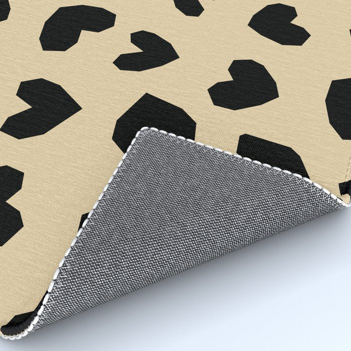 Geometric Hearts pattern black Rug Gallery Image 4
