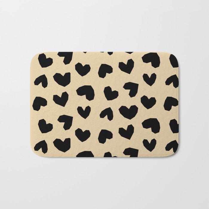 Geometric Hearts pattern black Bath Mat Gallery Image 1