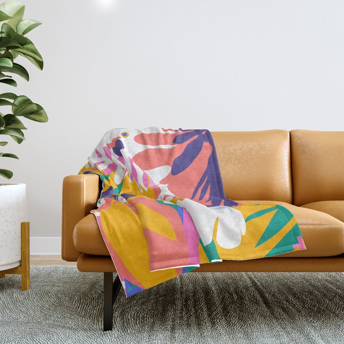 cockatoo tropic shift Throw Blanket Gallery Image 1