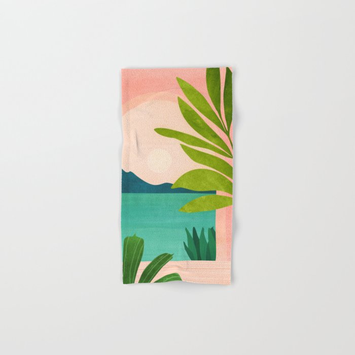 Summer Vacation Bath Towel Gallery Image 1