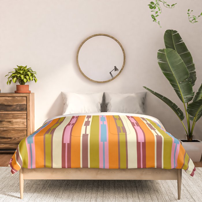 Eclectic Geo Chain Vertical Stripes Retro Contemporary Pattern in Orange Avocado Blue Pink Comforter Gallery Image 3