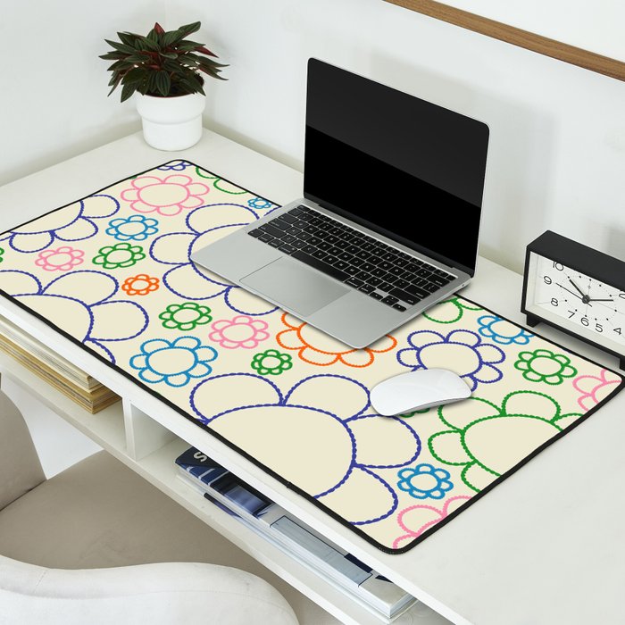 Cheerful Doodle Flowers Retro Floral Pattern Desk Mat Gallery Image 2