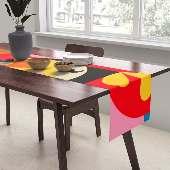 Circle Girls Table Runner Gallery Image 2