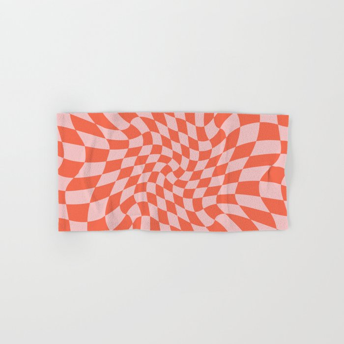 Retro Warped Checkerboard Bath Towel Gallery Image 1