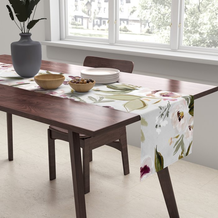 Heritage Bloom II Table Runner Gallery Image 2