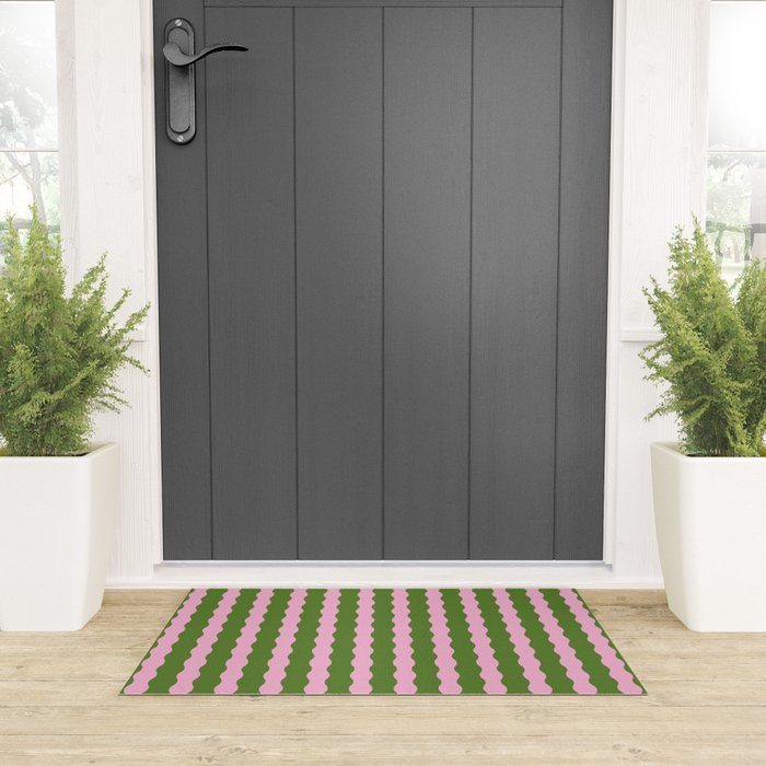 Wavy Retro Striped Pattern Welcome Mat Gallery Image 3