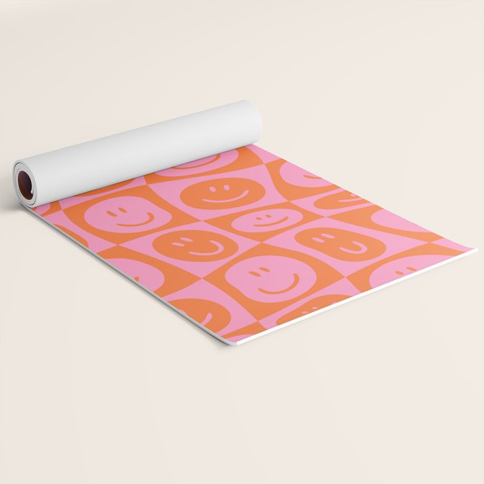 Retro happy face checkered pattern Yoga Mat Gallery Image 2
