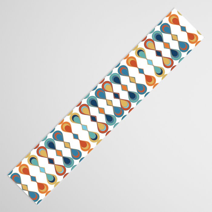 Mid Century Drop Pattern Table Runner Gallery Image 3
