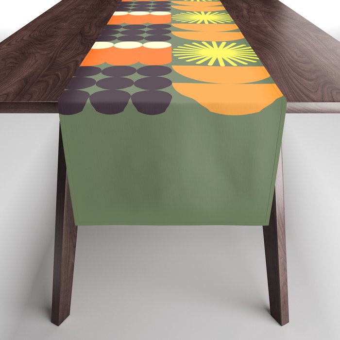Retro 18A Table Runner Gallery Image 1