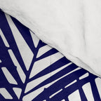 Modern blue white tropical palm trees pattern Comforter Gallery Image 4