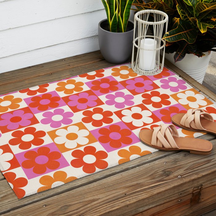 Pink and Orange Retro Daisies Outdoor Rug Gallery Image 2