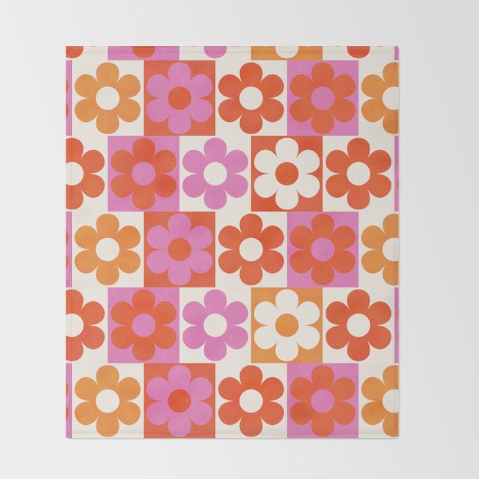 Pink and Orange Retro Daisies Throw Blanket Gallery Image 2