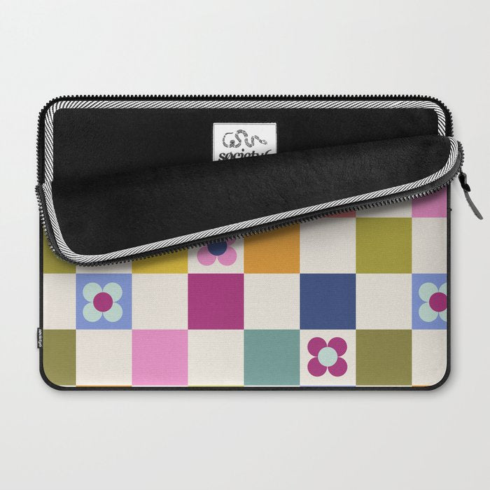 Check mate - retro floral Laptop Sleeve Gallery Image 2