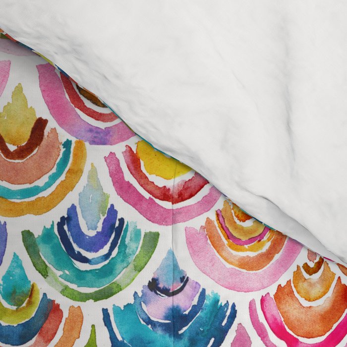 STRANGEBOW Rainbow Bold Colorful Scallop Comforter Gallery Image 4