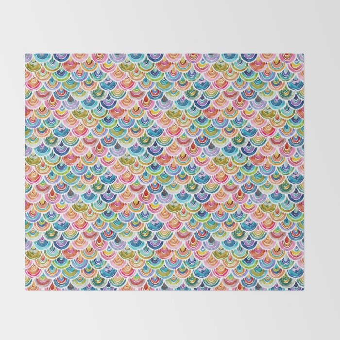 STRANGEBOW Rainbow Bold Colorful Scallop Throw Blanket Gallery Image 2