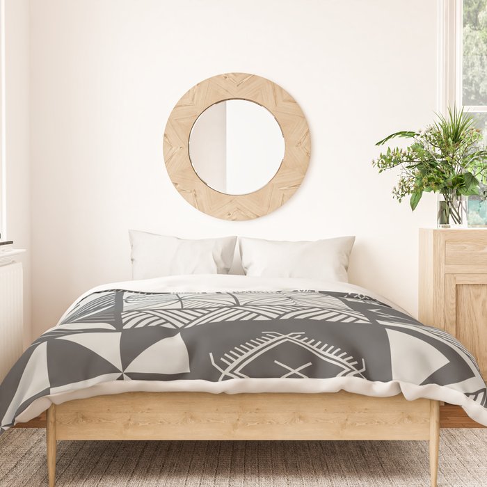 UrbanNesian Grey Maluelue Siapo and Tatau Duvet Cover Gallery Image 3