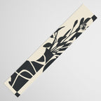 Botanical Contrast 2 Table Runner Gallery Image 3