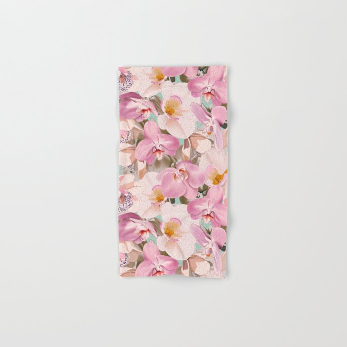 Lush Pink Tropical Flowers I Bath Towel Gallery Image 1