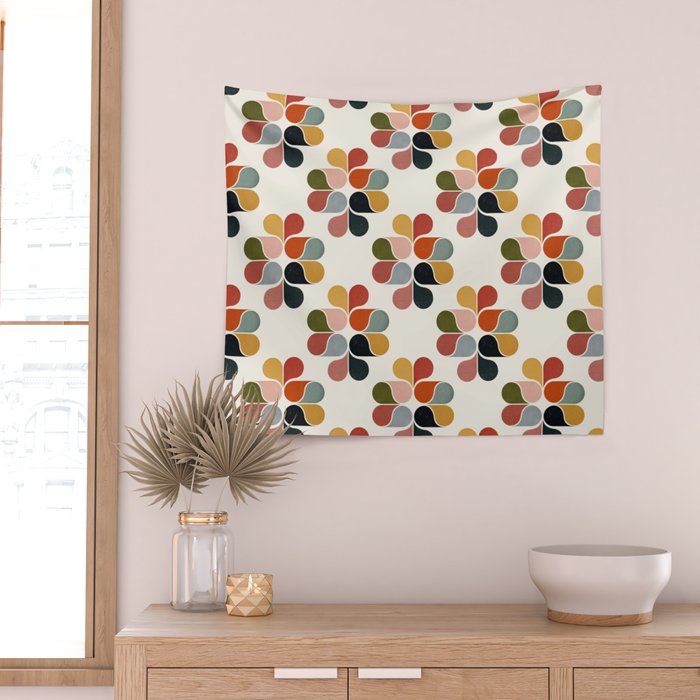 Retro geometry pattern Wall Tapestry Gallery Image 2