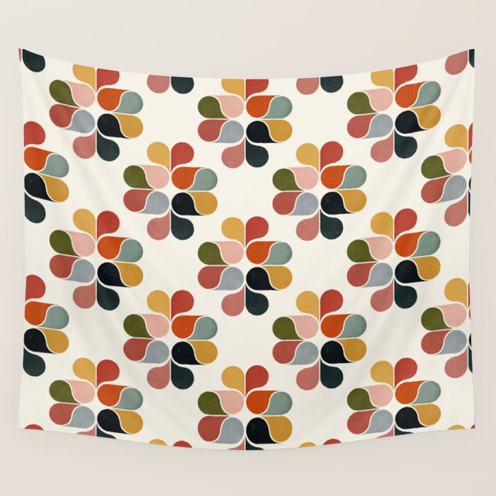 Retro geometry pattern Wall Tapestry Gallery Image 4